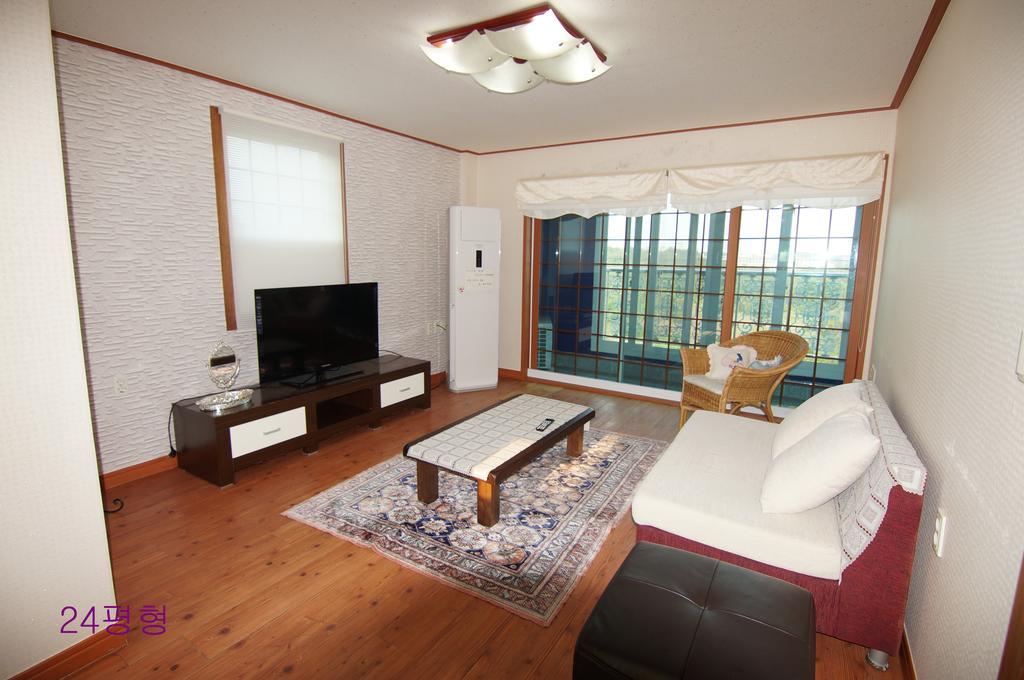 Yerae Pension Seogwipo Zimmer foto