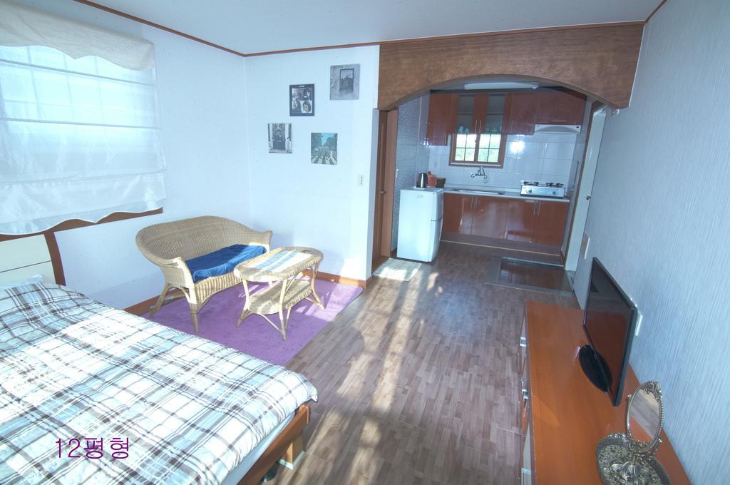 Yerae Pension Seogwipo Zimmer foto
